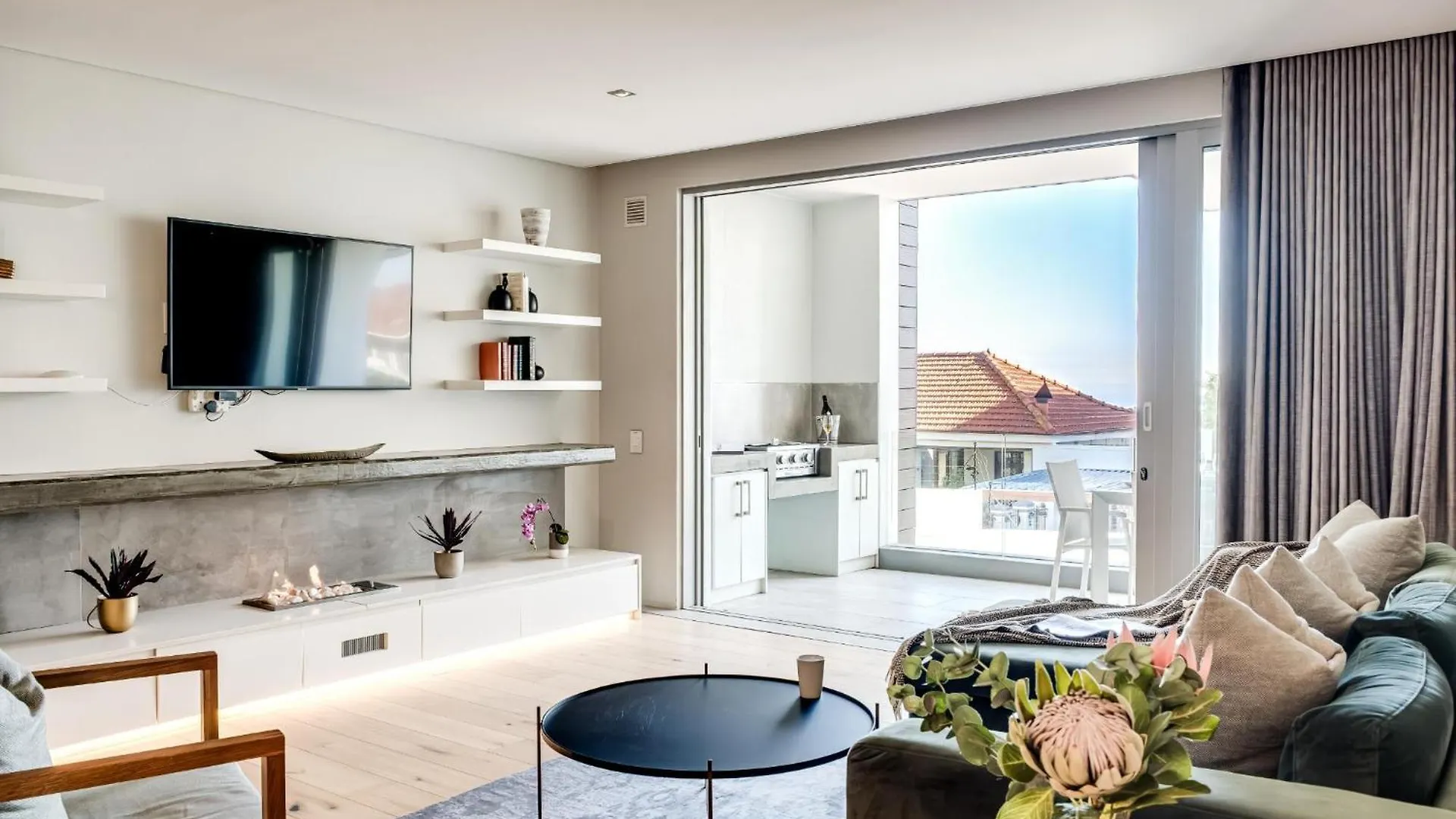 Modern 2Bed Apt In Green Point Cape Town Nobelium